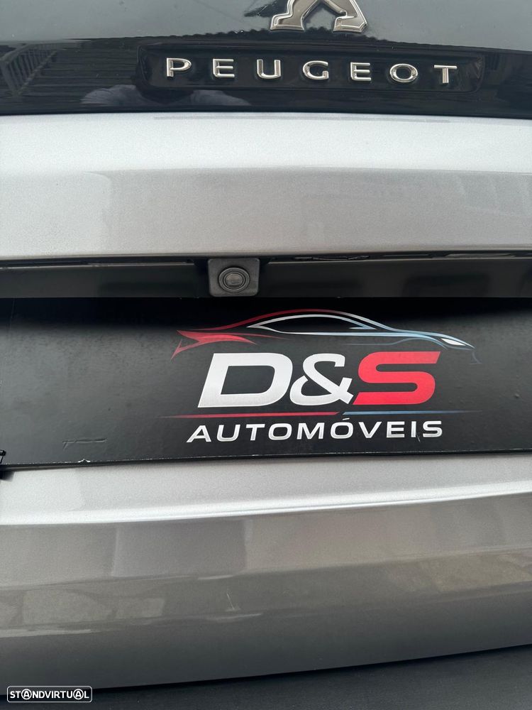 Peugeot 3008 PureTech 130 Stop & Start Allure - 22