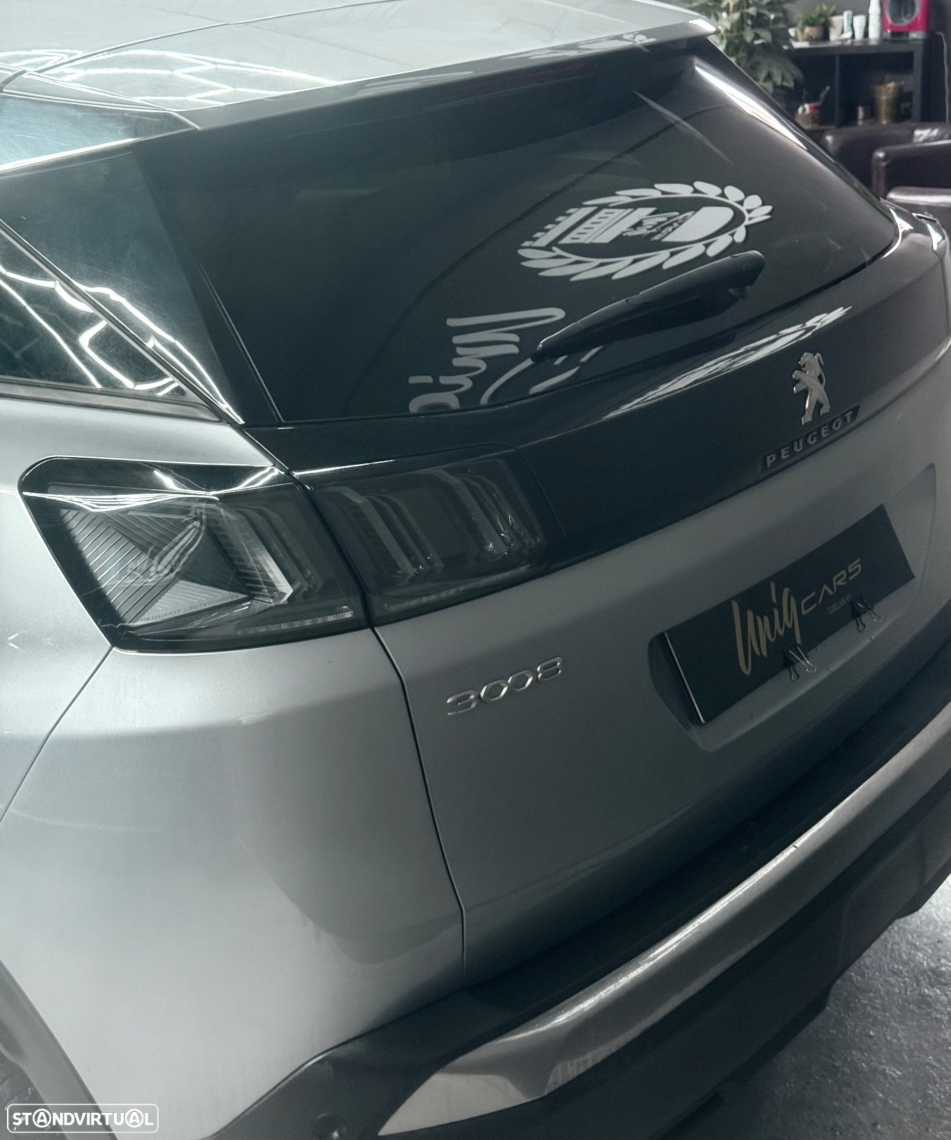 Peugeot 3008 1.5 BlueHDi GT EAT8 - 13