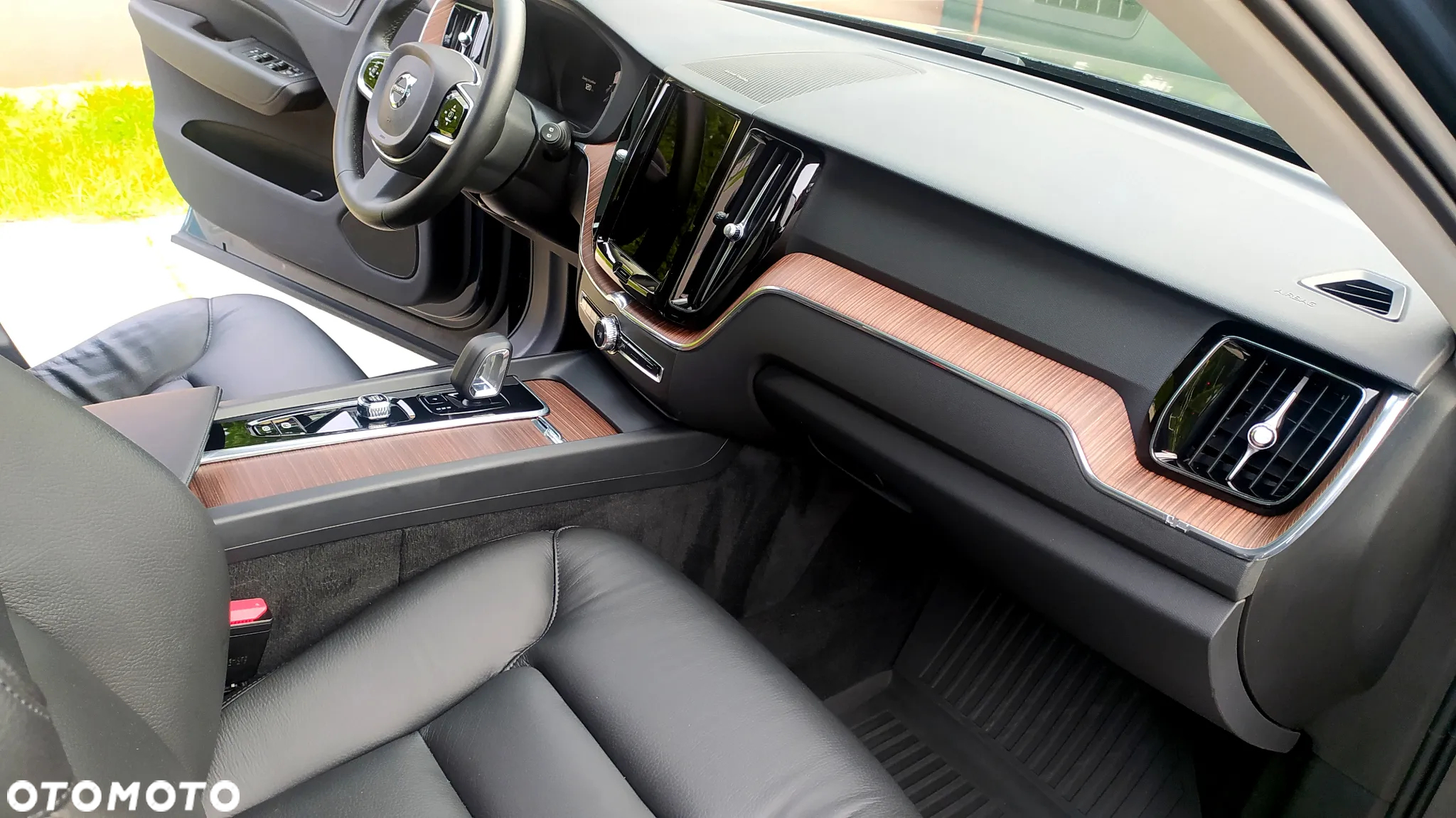 Volvo XC 60 - 33