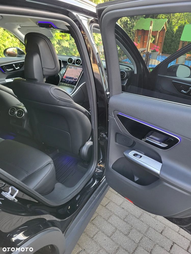 Mercedes-Benz GLC 200 4Matic 9G-TRONIC Avantgarde Advanced - 11