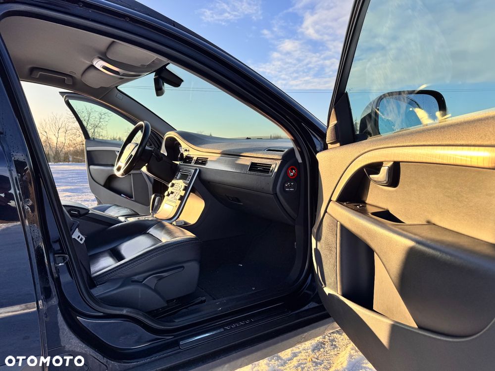 Volvo XC 70 - 16