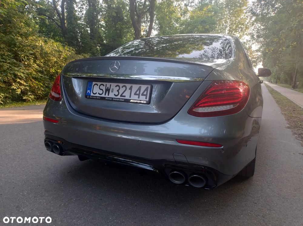 Mercedes-Benz Klasa E - 4