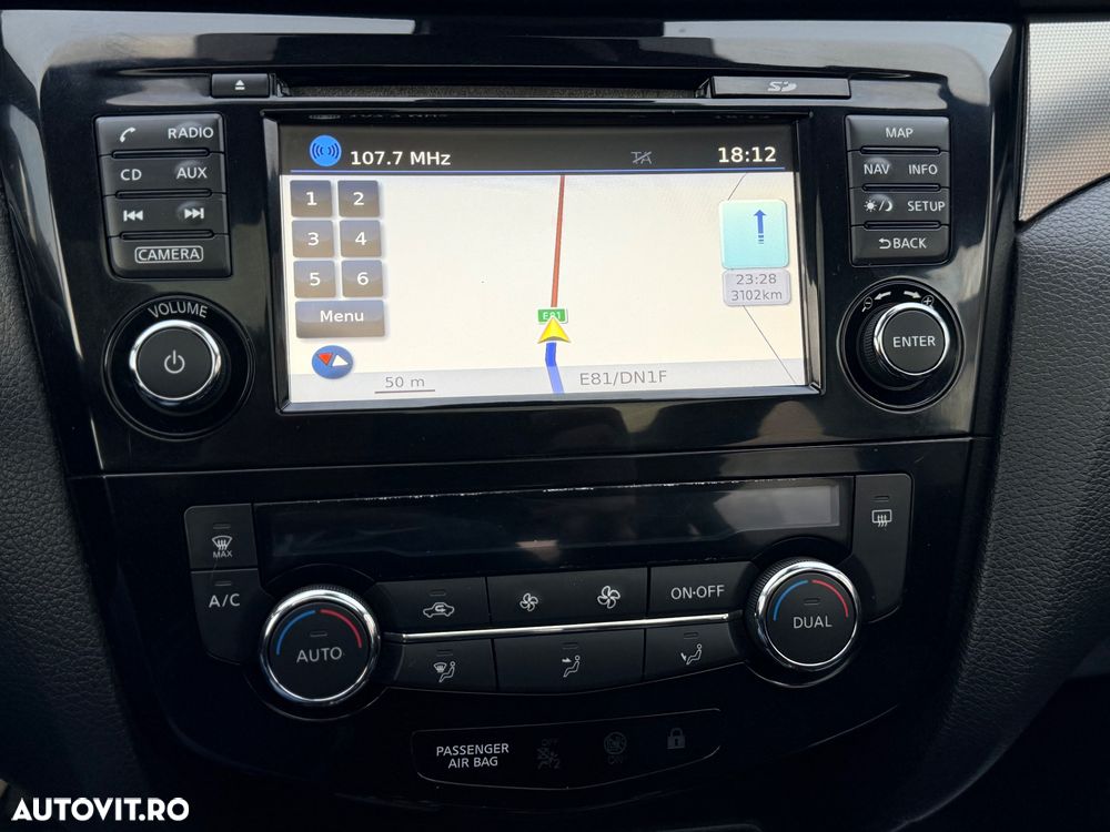 Nissan Qashqai 1.2 DIG-T Xtronic TEKNA - 26