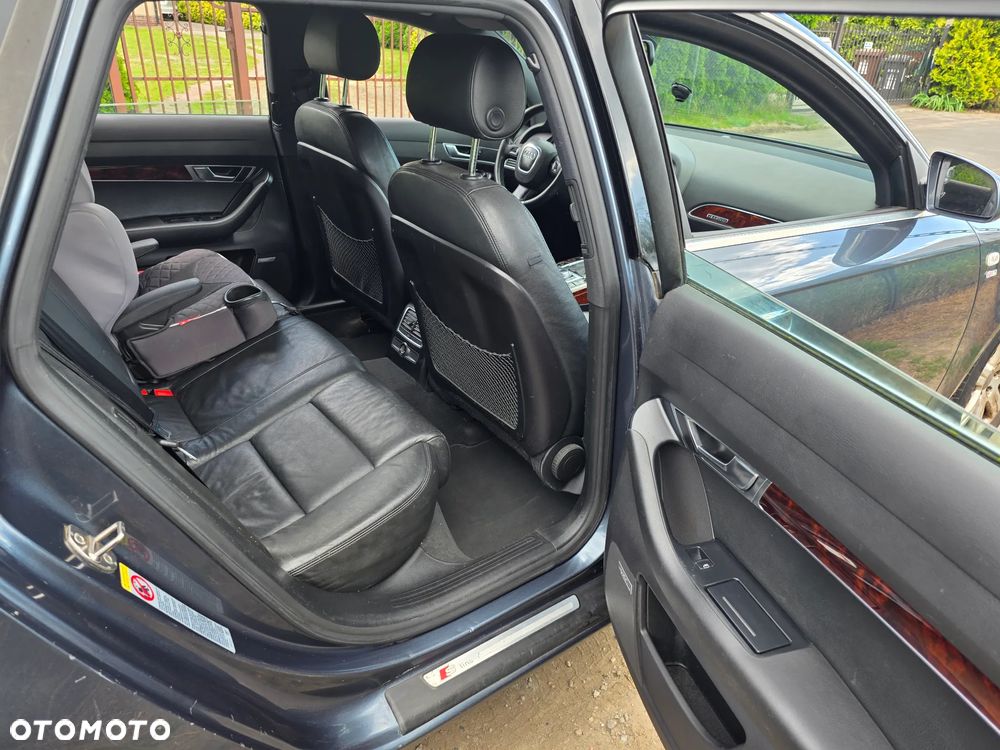 Audi A6 Avant 3.2 FSI Quattro Tiptronic - 11
