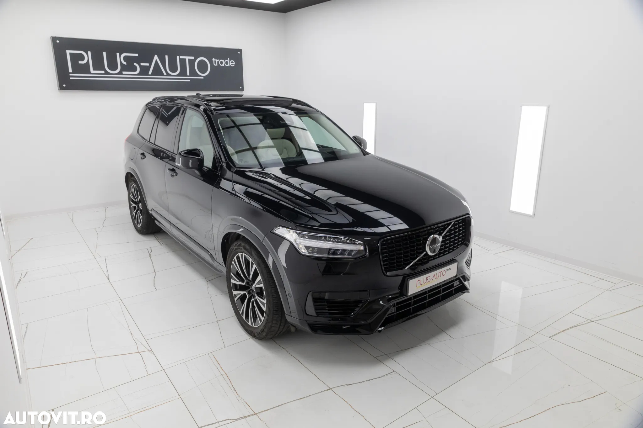Volvo XC 90 Recharge T8 AWD Ultimate Dark - 6