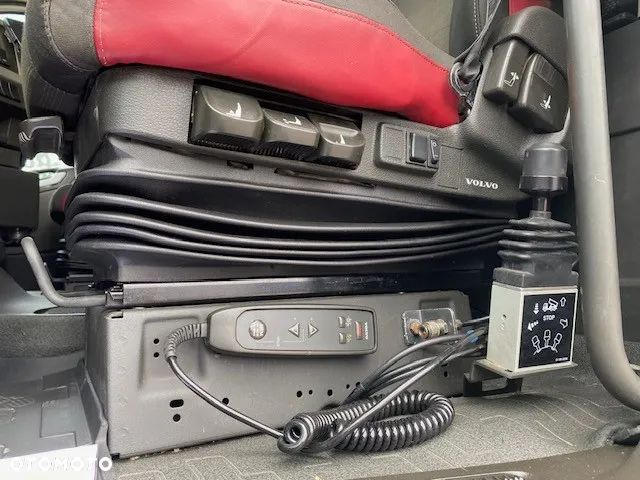 Volvo FH 460 4x2 z hydrauliką do wywrotu - 11