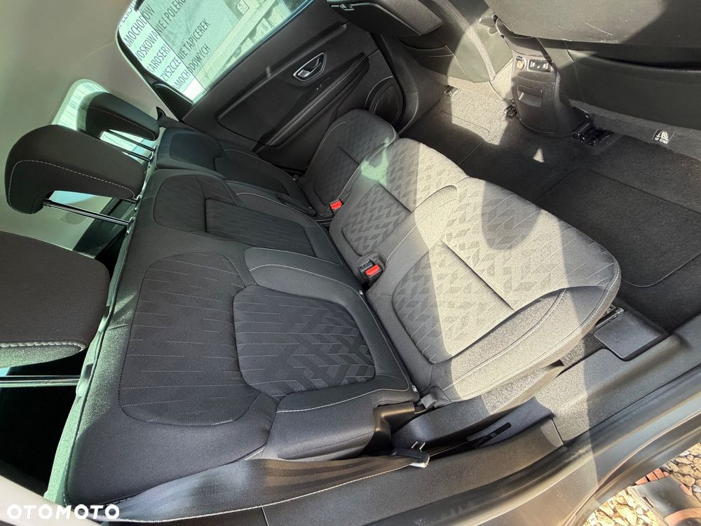 Renault Grand Scenic - 24