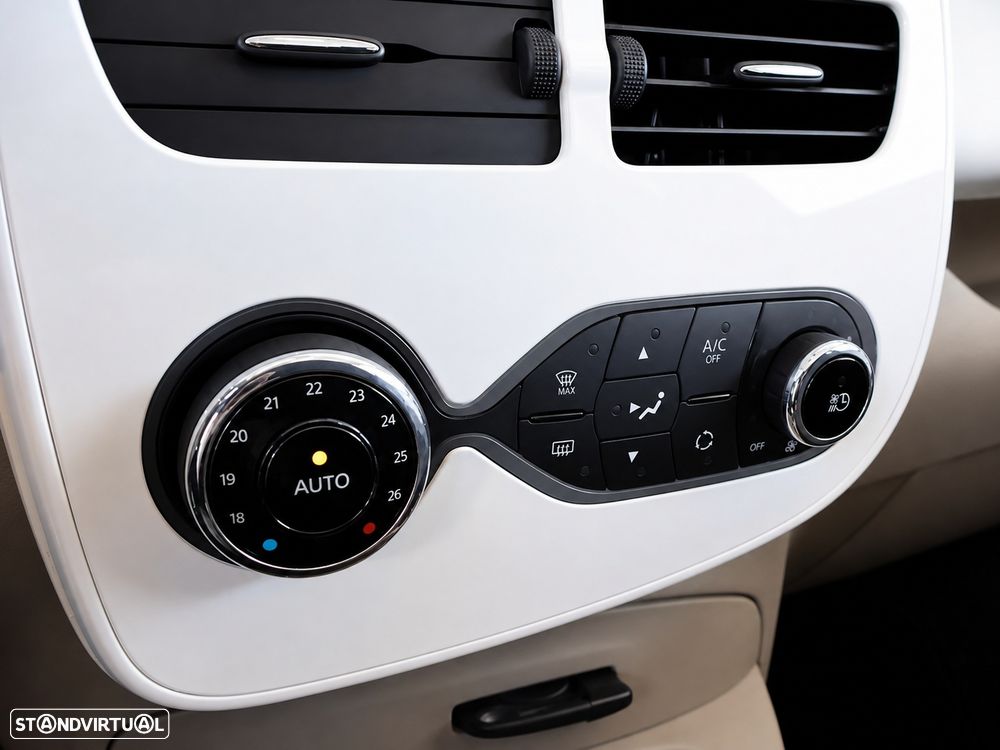 Renault Zoe (c/ Bateria) 41 kwh Life - 13
