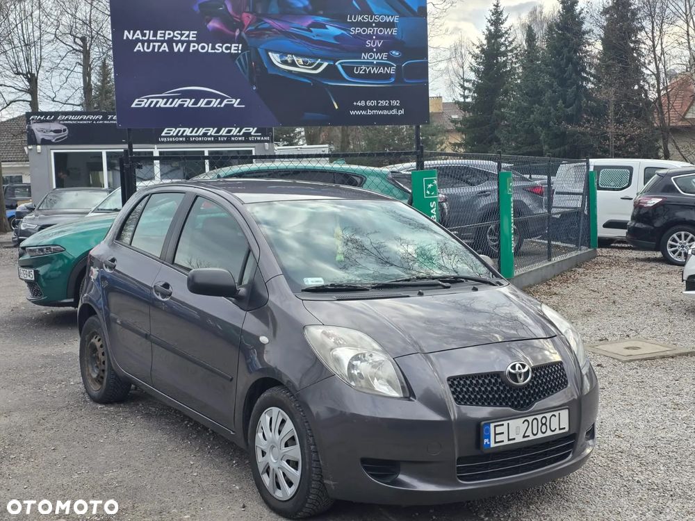 Toyota Yaris 1.3 Terra - 4