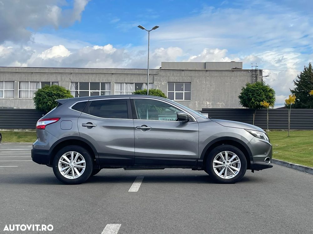 Nissan Qashqai 1.6 DCI Start/Stop N-Connecta - 2