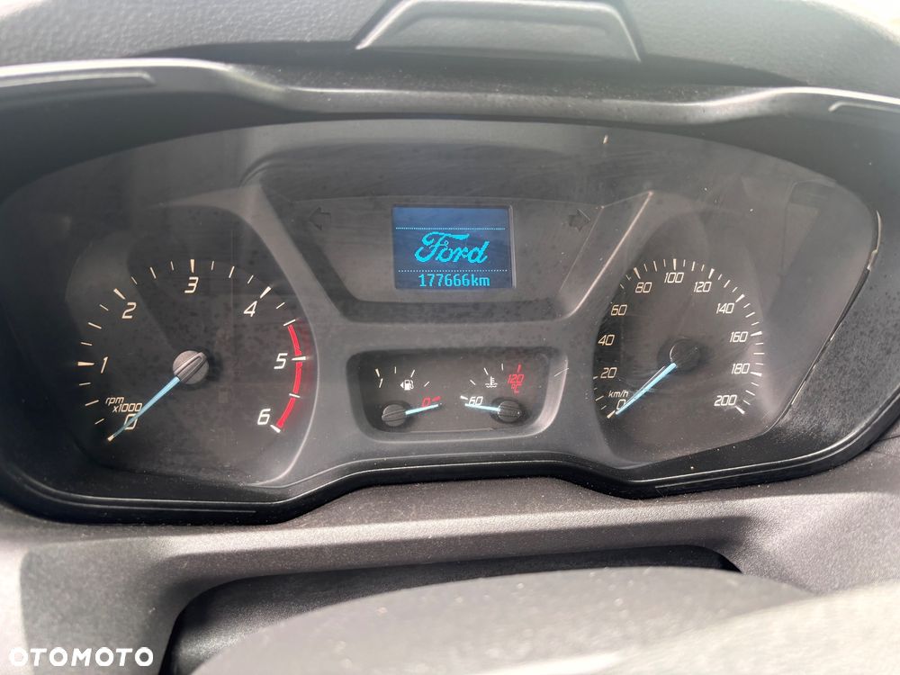 Ford Transit - 16
