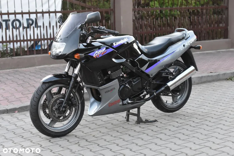 Kawasaki GPZ - 22