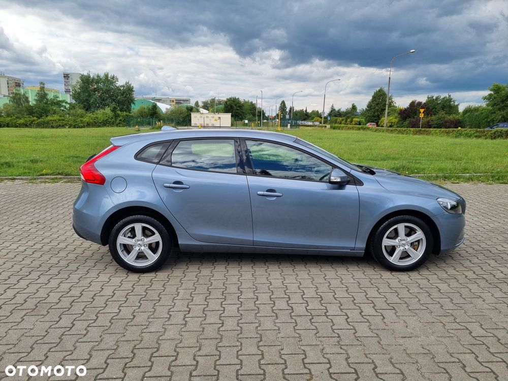 Volvo V40 D2 Geartronic Kinetic - 9