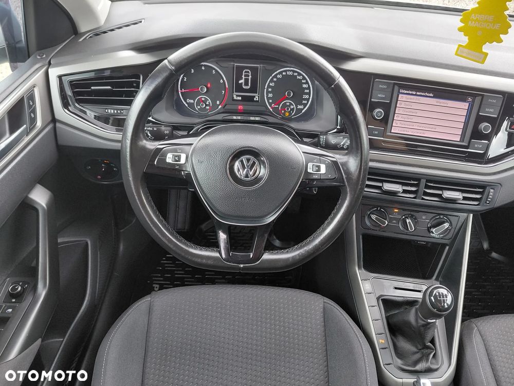 Volkswagen Polo 1.0 TSI Comfortline - 23