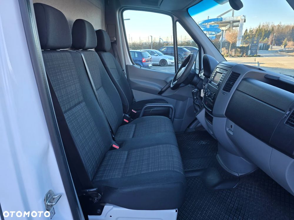 Mercedes-Benz Sprnter - 29