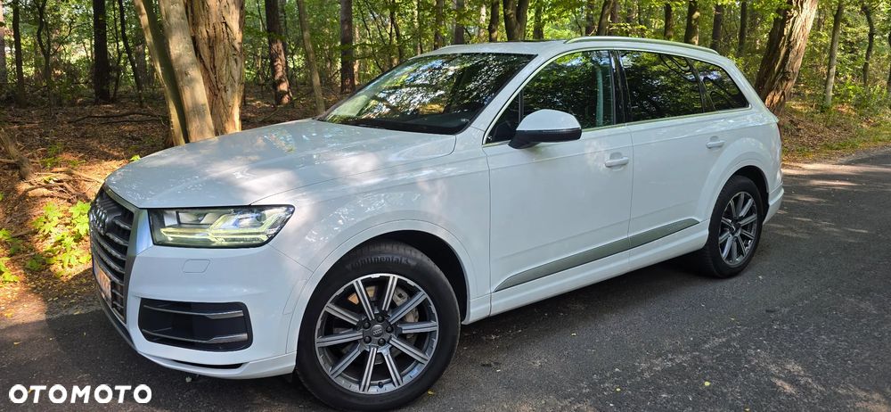 Audi Q7 - 1
