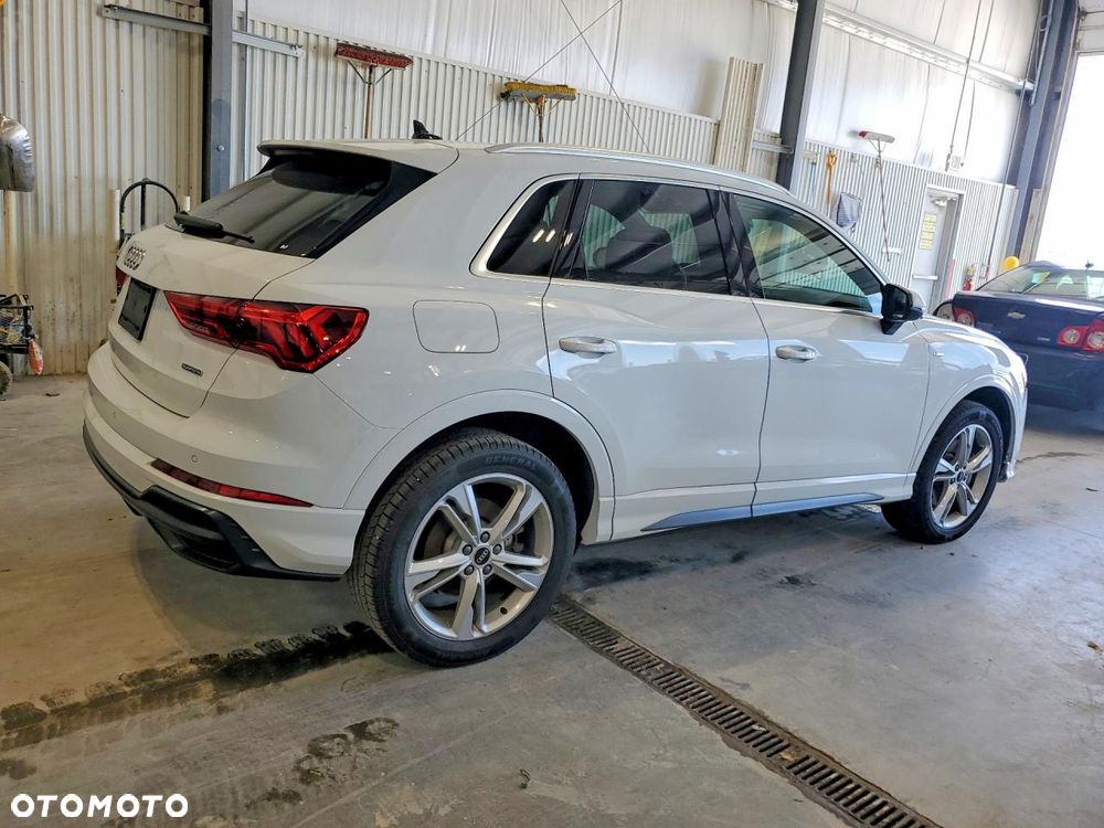 Audi Q3 45 TFSI Quattro S tronic S line - 4