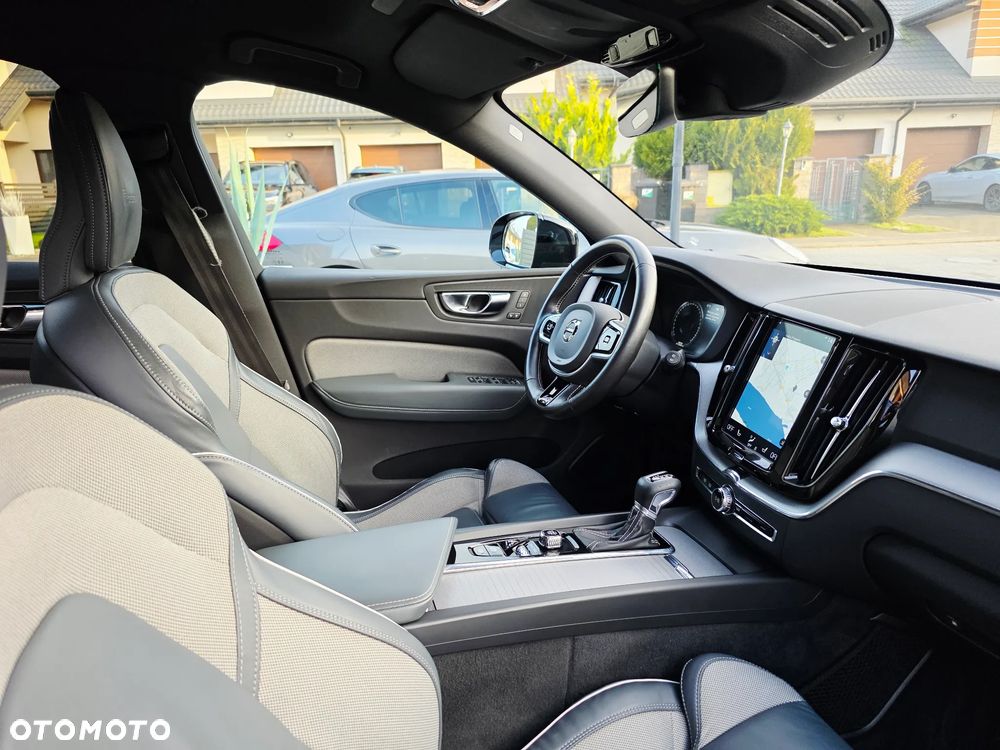 Volvo XC 60 D4 Geartronic RDesign - 15