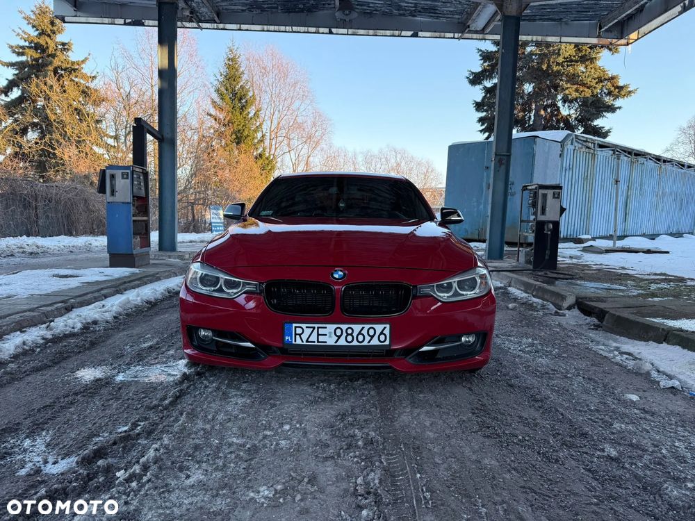 BMW Seria 3 335i Sport Line - 15