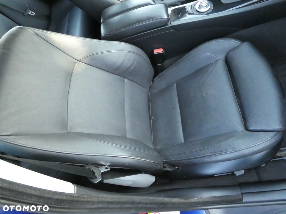 BMW Seria 3 335i xDrive - 15
