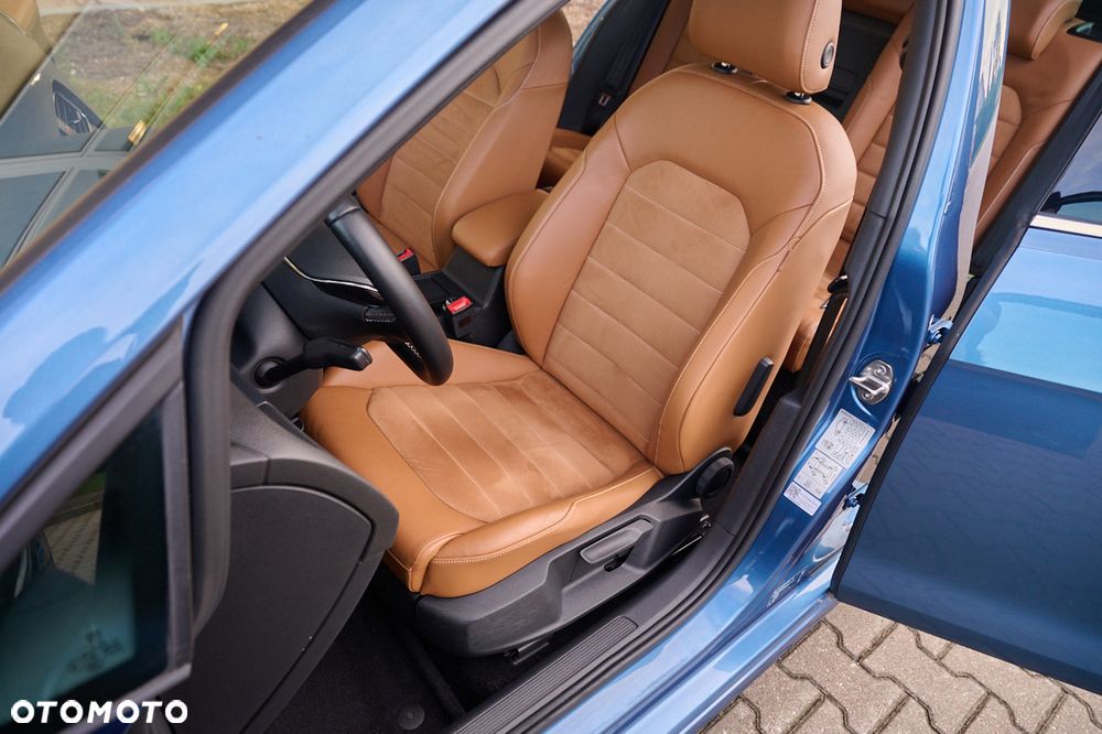 Volkswagen Golf 1.6 TDI BMT Highline - 22