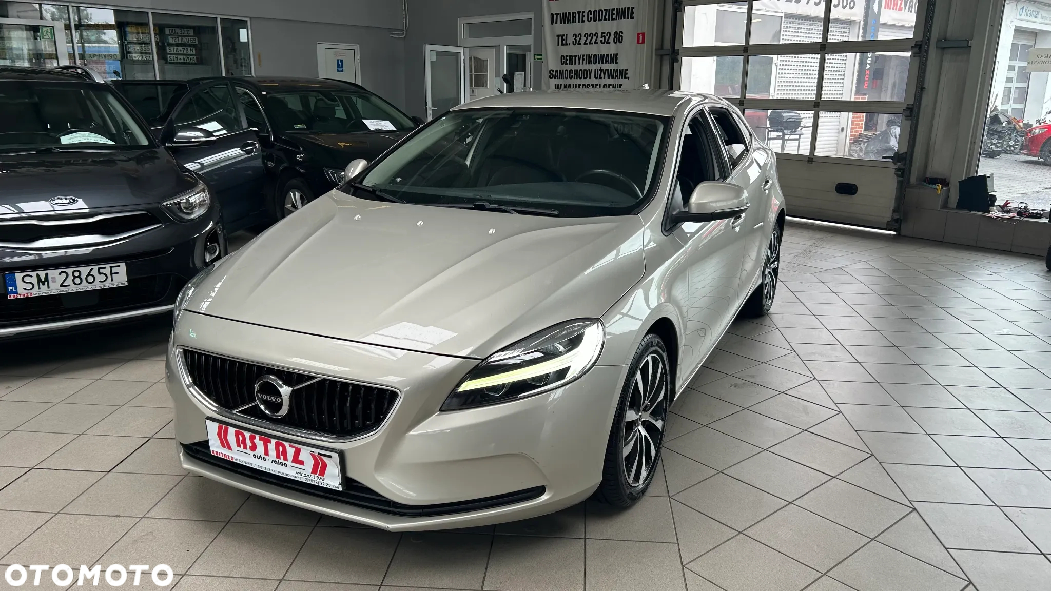 Volvo V40 D2 Drive-E Momentum - 3