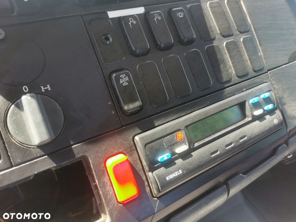 Mercedes-Benz Atego 18.230 Hakowiec do kontenerów płyta czołowa Blokada mostu Hydraulika - 16
