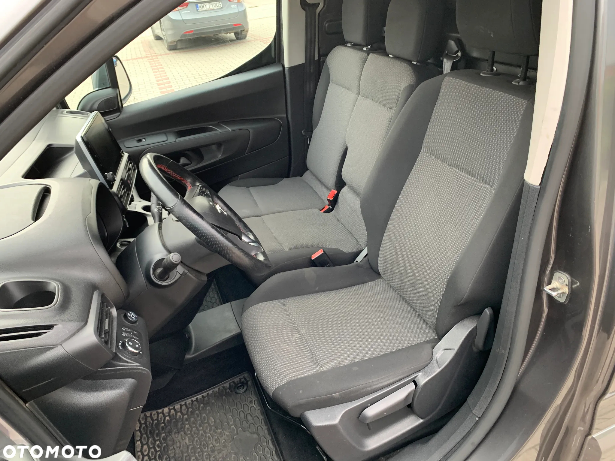 Opel COMBO - 15