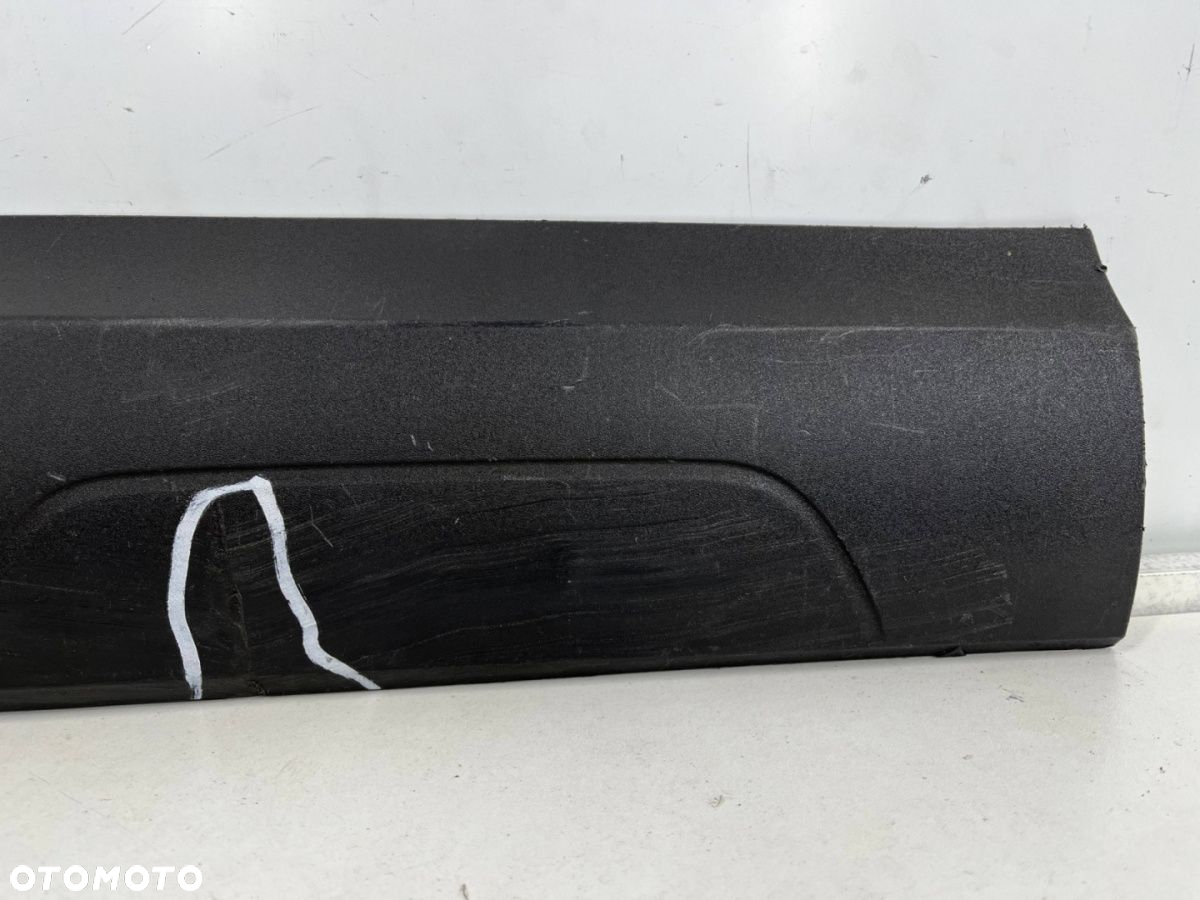Listwa AUDI Q3 Premium Plus 11-14r. nakładka dolna drzwi prawych przednich 8U0853960 - 4