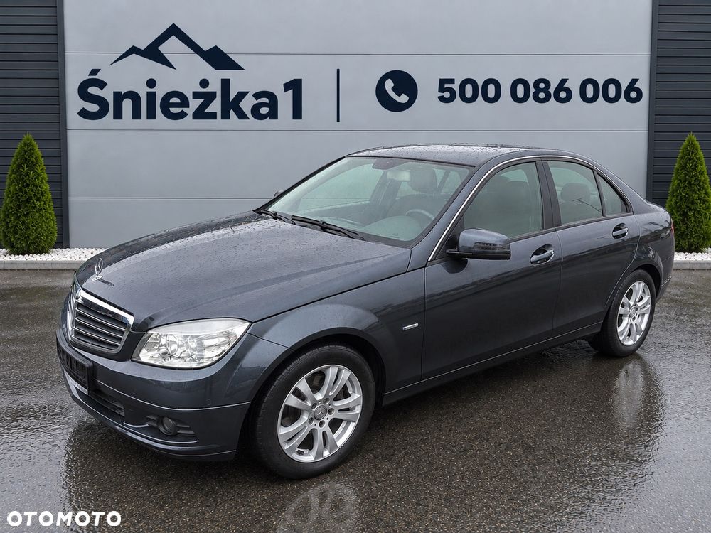 Mercedes-Benz Klasa C 180 CGI Automatik BlueEFFICIENCY