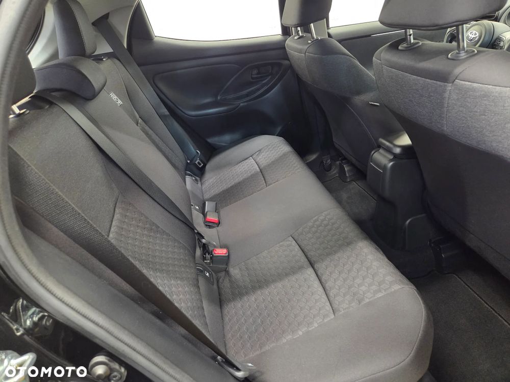 Toyota Yaris Hybrid 1.5 Executive - 14