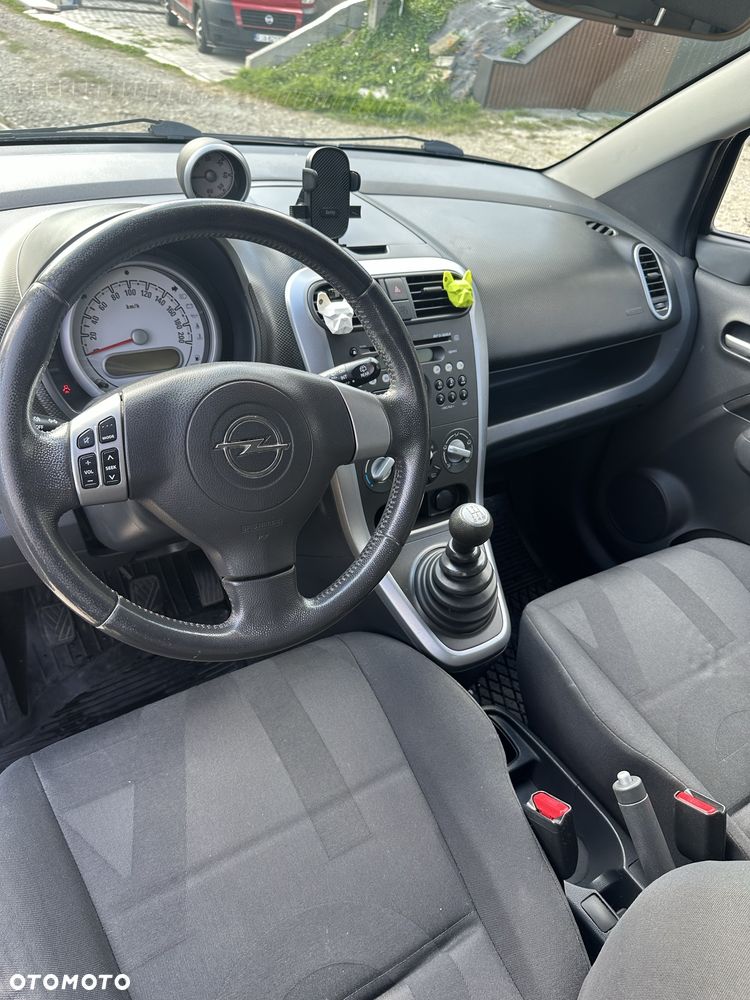 Opel Agila - 8