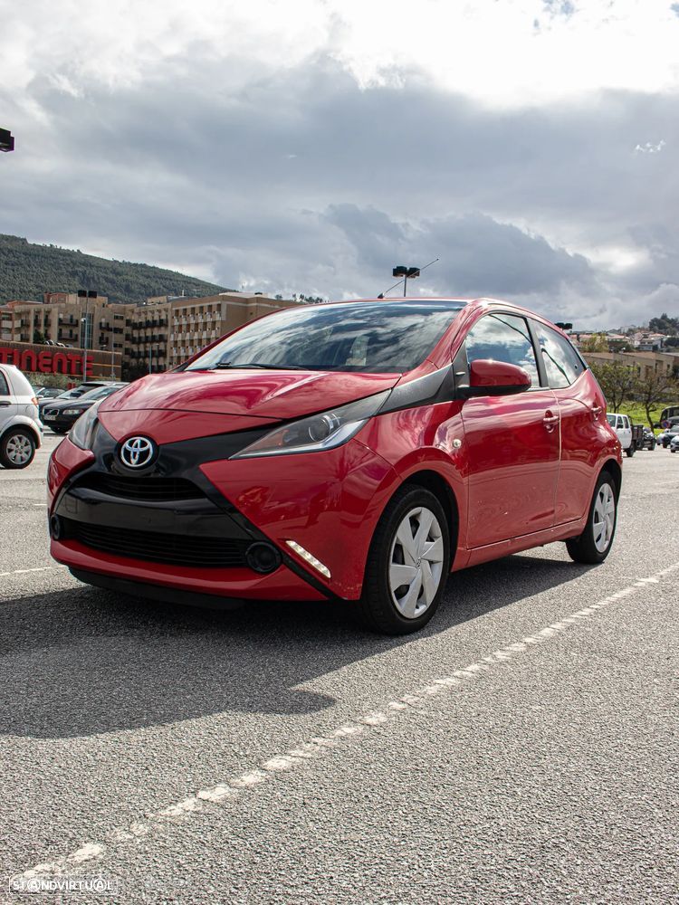 Toyota Aygo 1.0 X-Play Plus+X-Touch - 19
