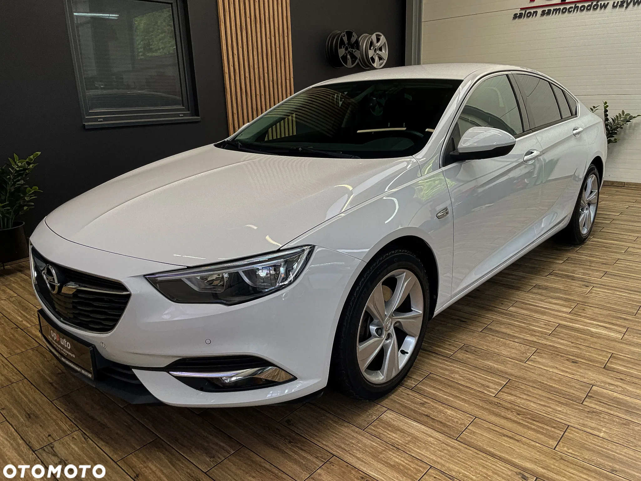 Opel Insignia 1.6 CDTI Enjoy S&S Eco - 12