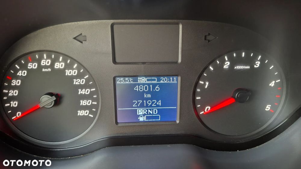 Mercedes-Benz Sprinter - 23