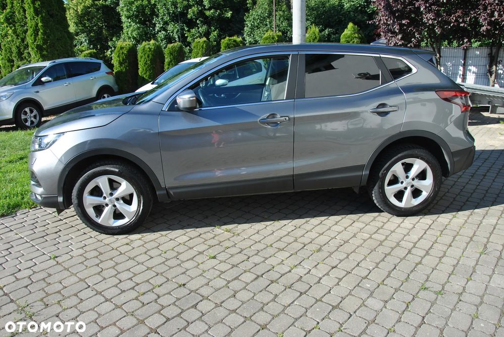 Nissan Qashqai - 11