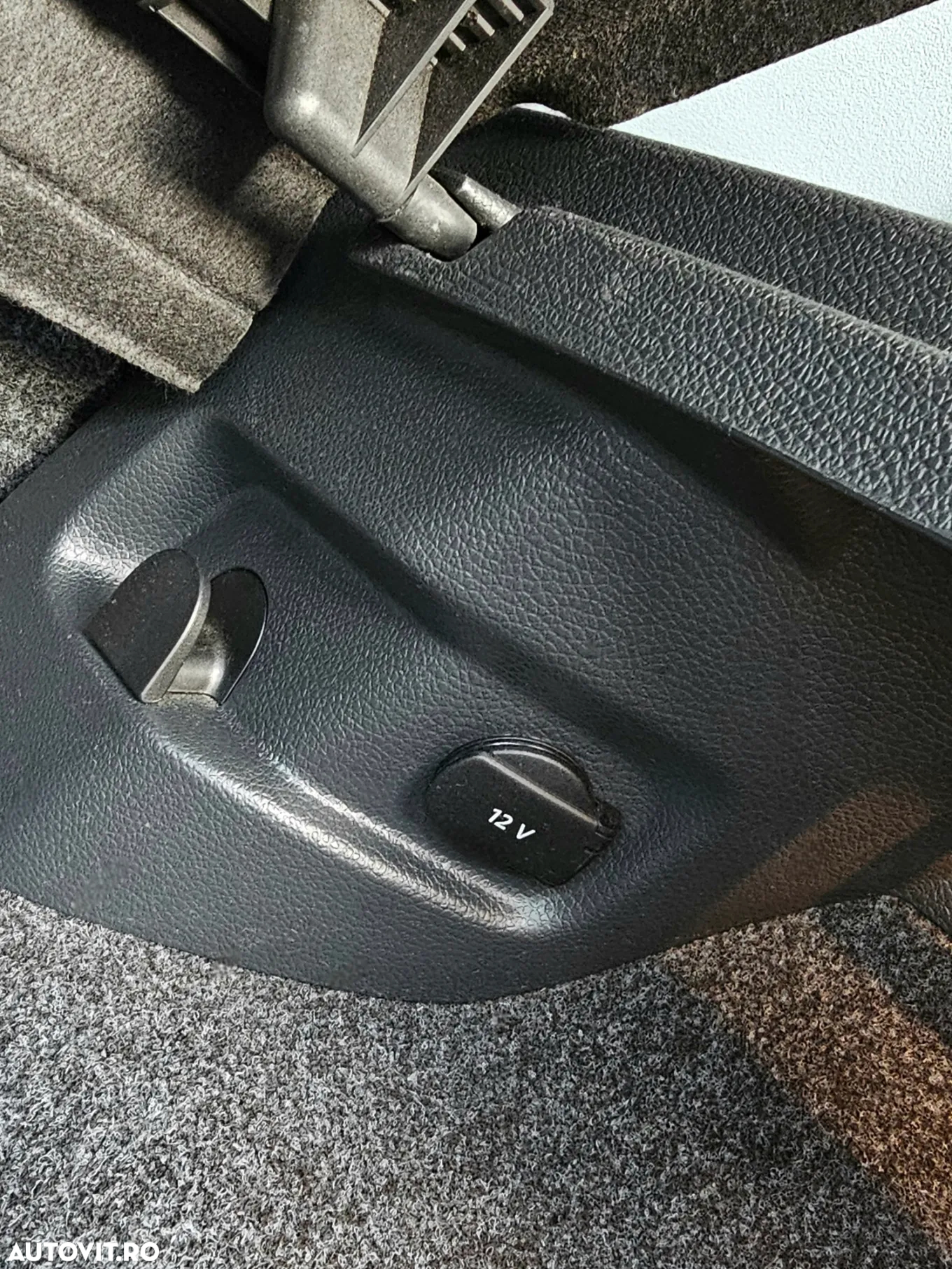 Volkswagen Golf 1.4 TSI DSG Highline - 32