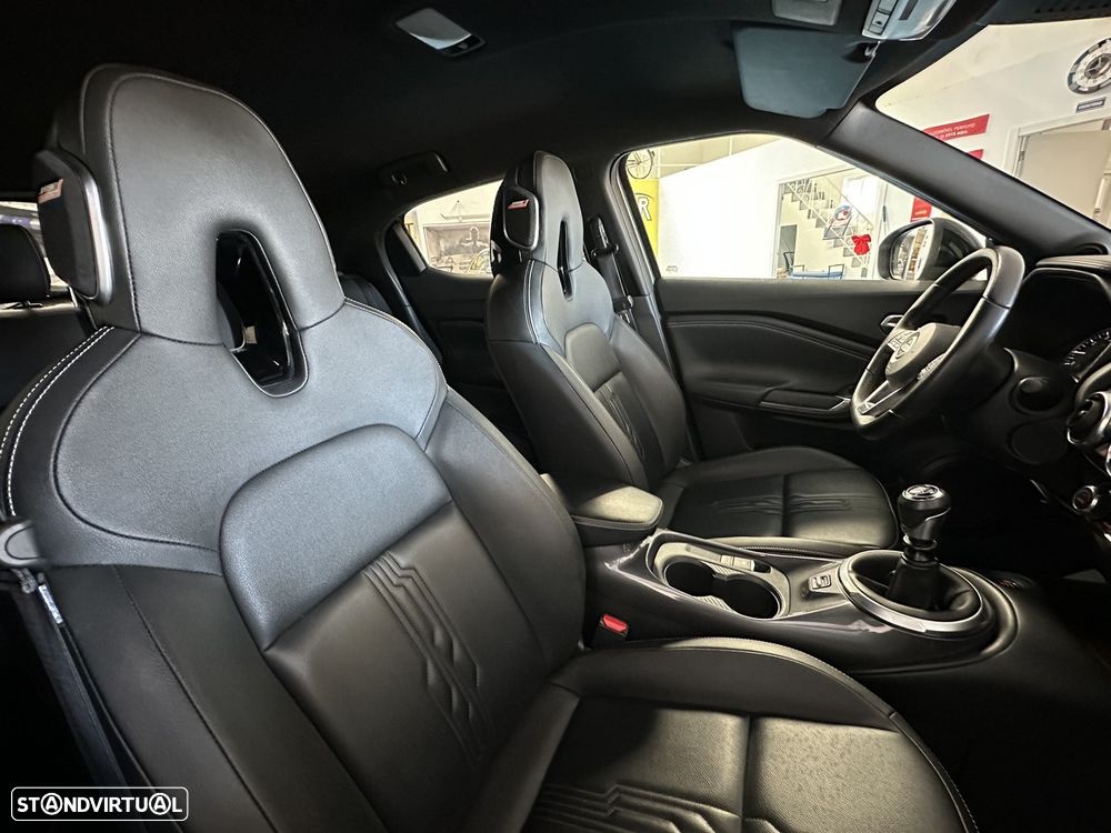 Nissan Juke 1.0 DIG-T Tekna - 33