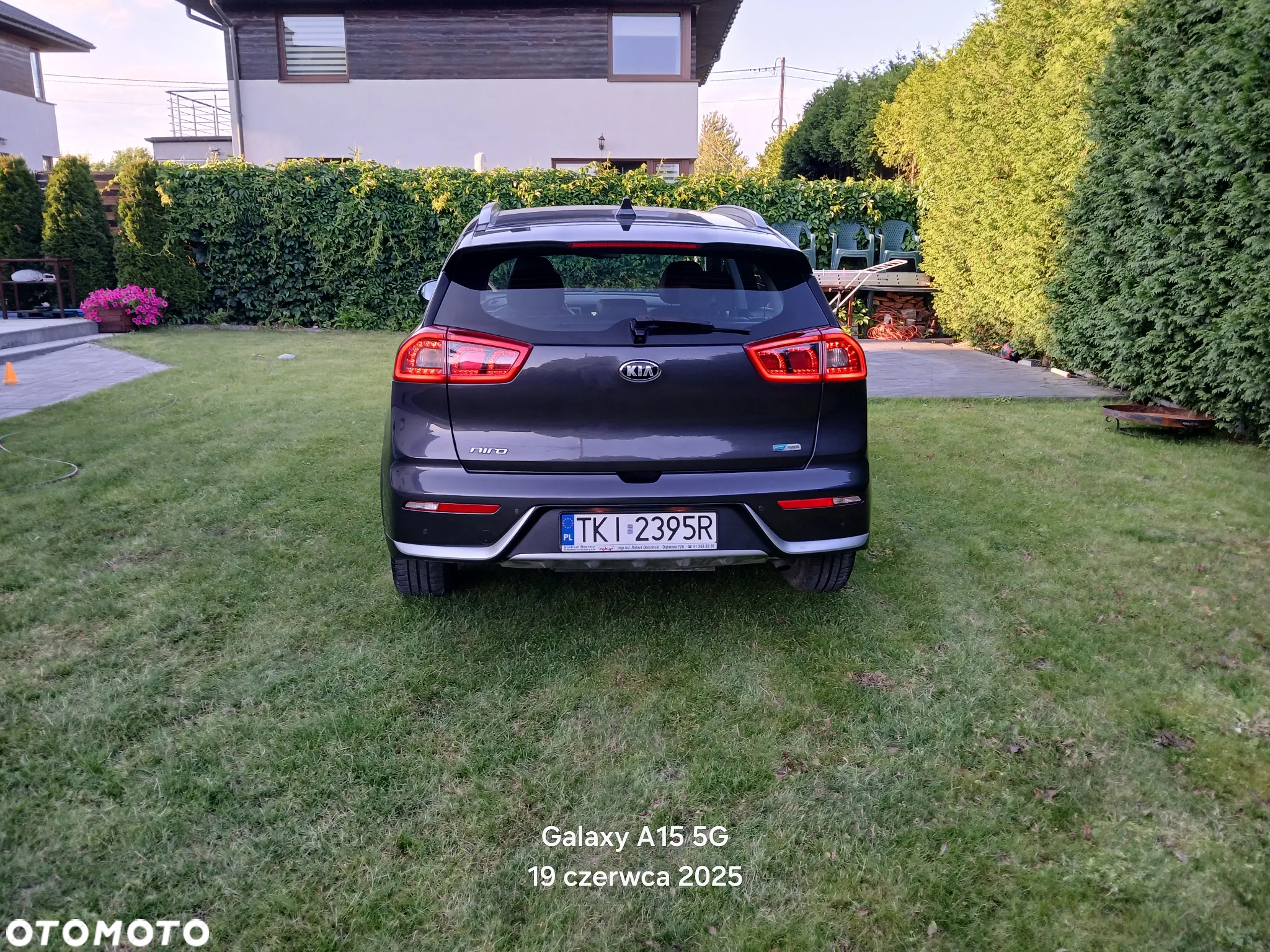Kia Niro 1.6 GDI Hybrid Business Line - 19