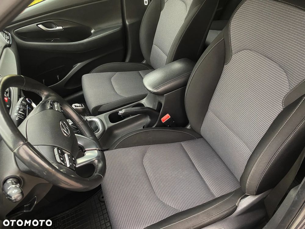 Hyundai i30 - 16