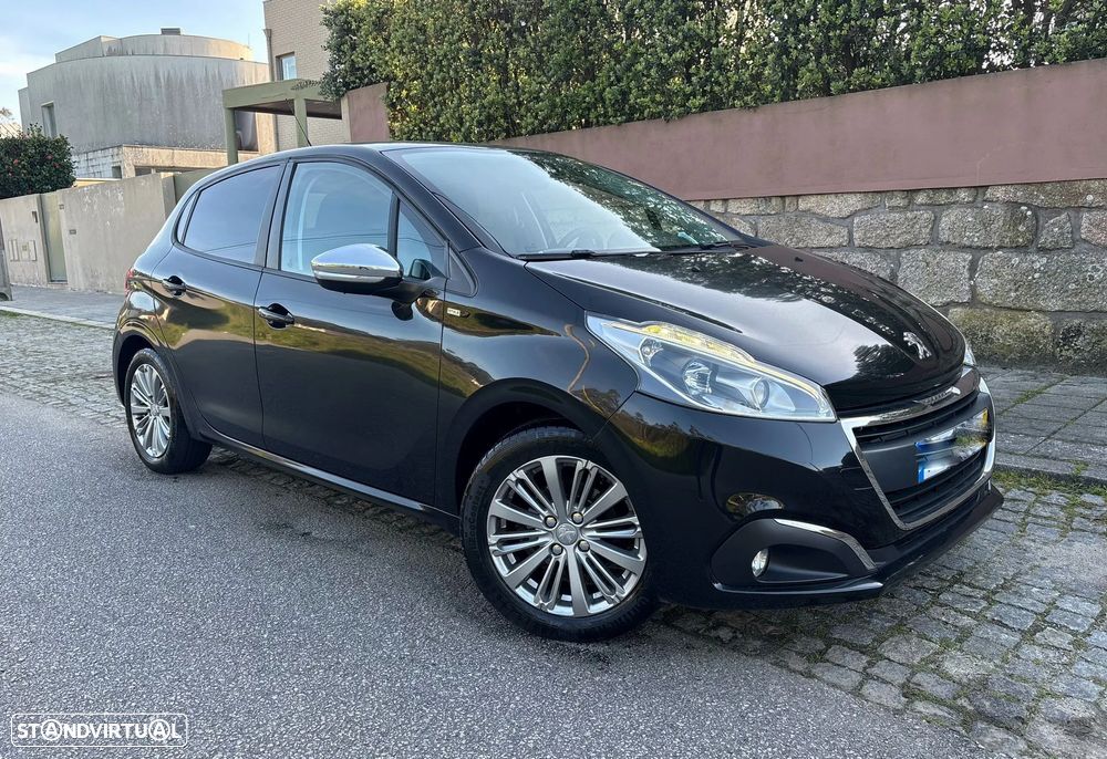 Peugeot 208 1.2 PureTech Style - 3