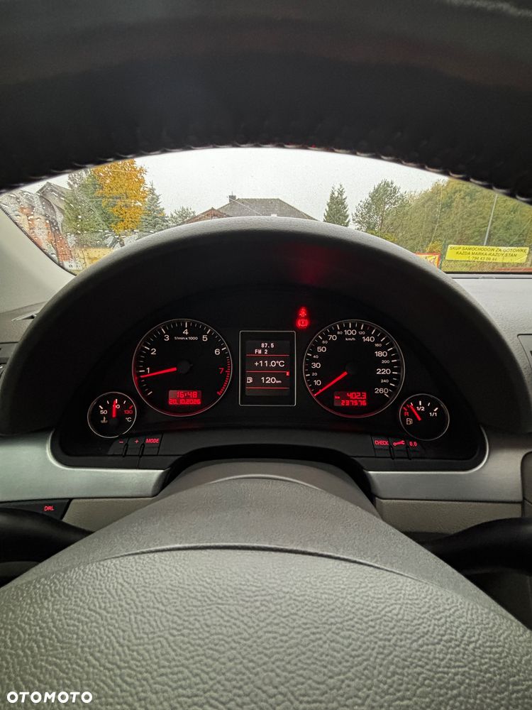 Audi A4 Limousine 2 - 16