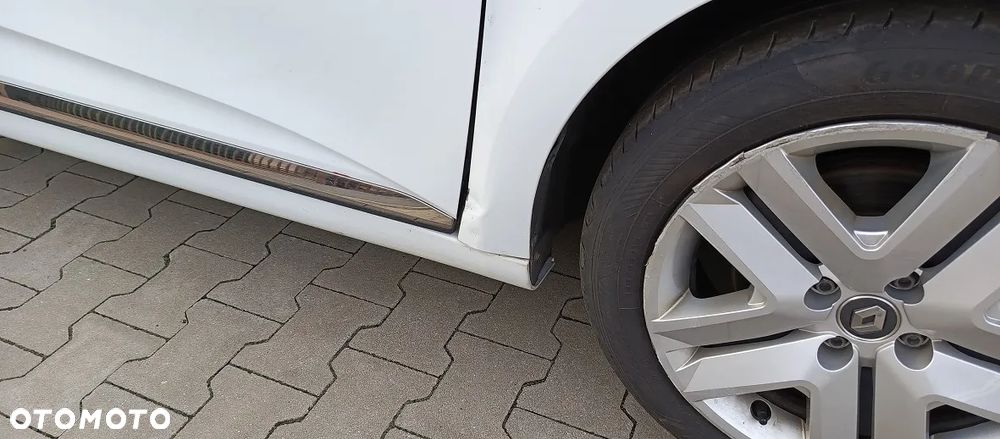 Renault Clio 1.6 E-TECH Intens - 12