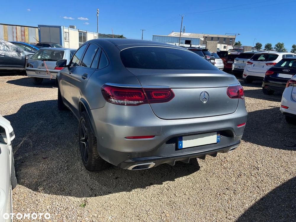 Mercedes-Benz GLC 300 d 4-Matic - 3