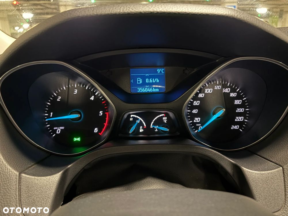 Ford Focus - 10