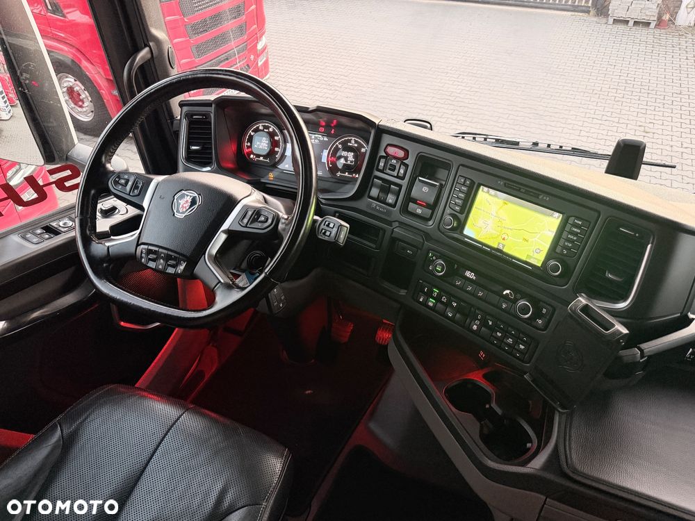 Scania 500S SCANIA Super z Niemiec pełna opcja, skóry, 6x poduszek przód i tył 2022/2023 - 25