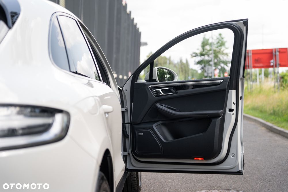 Porsche Macan S - 11