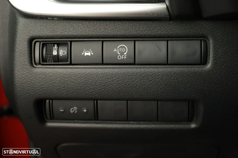 Nissan Qashqai 1.3 DIG-T N-Connecta - 19