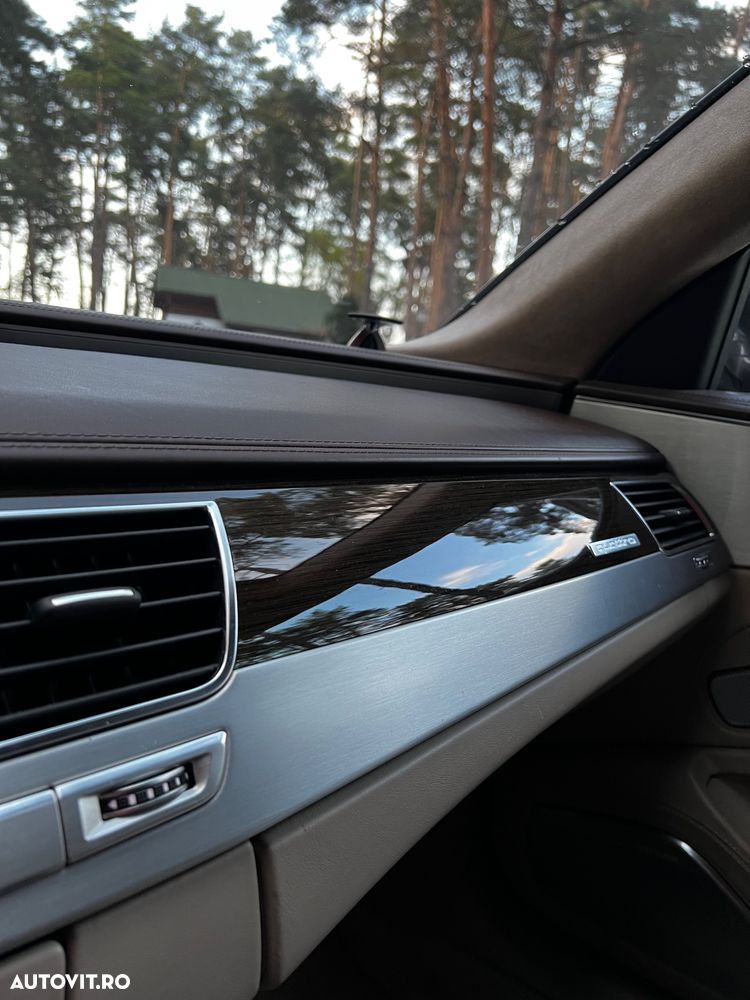 Audi A8 - 11