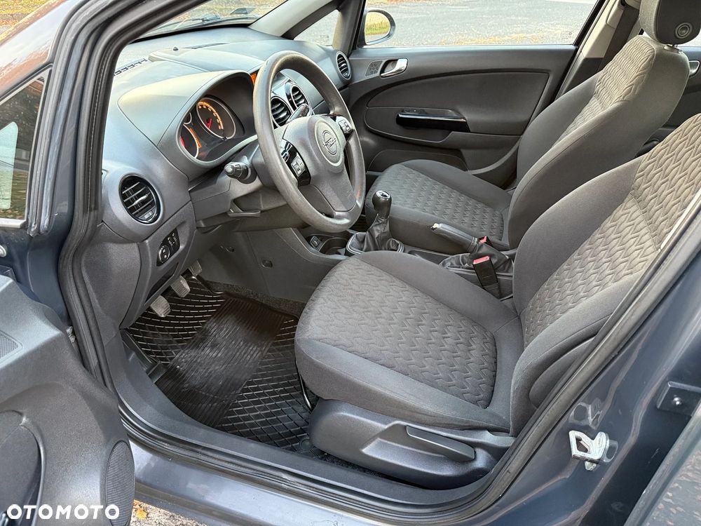 Opel Corsa 1.2 16V Cosmo - 7